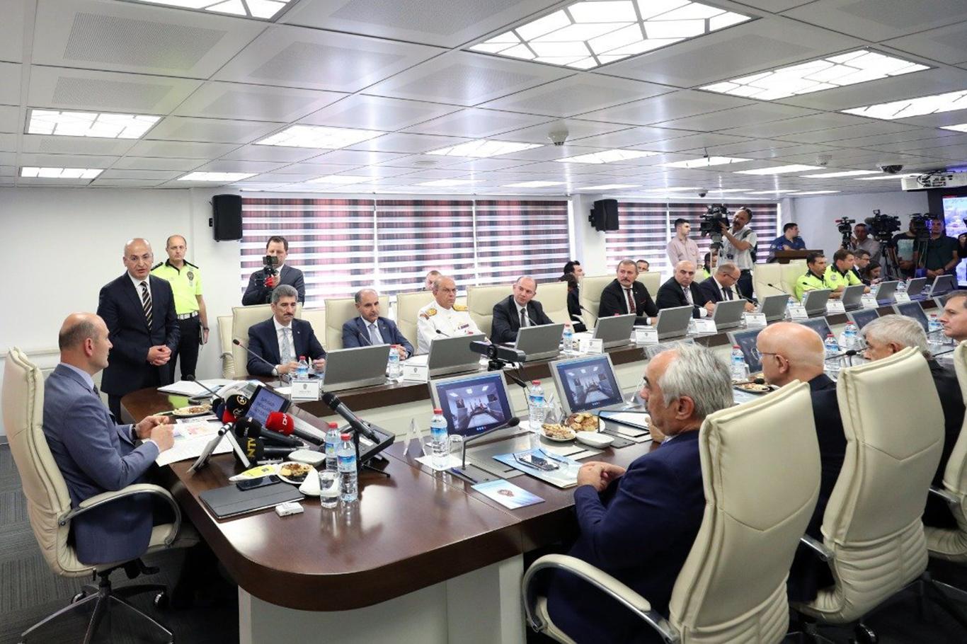 Emniyet Genel Müdürlüğünde daire başkanlıkları yeniden yapılandırıldı Emniyet Genel Müdürlüğünde daire başkanlıkları yeniden yapılandırıldı